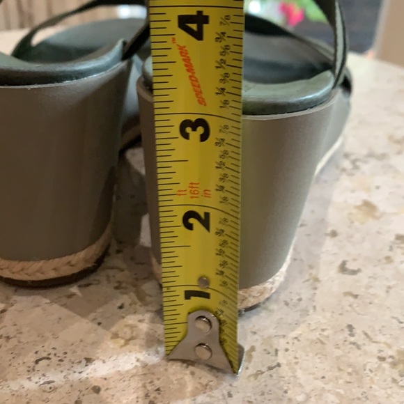 Merrell Wedges, Size 9 - Picture 4 of 7